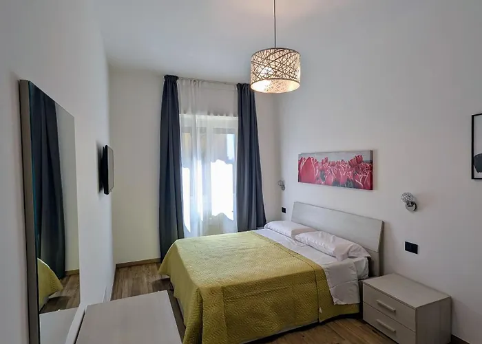 Maison Maurizio Marconi Rom