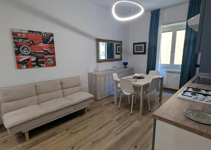 Maison Maurizio Marconi * Rom